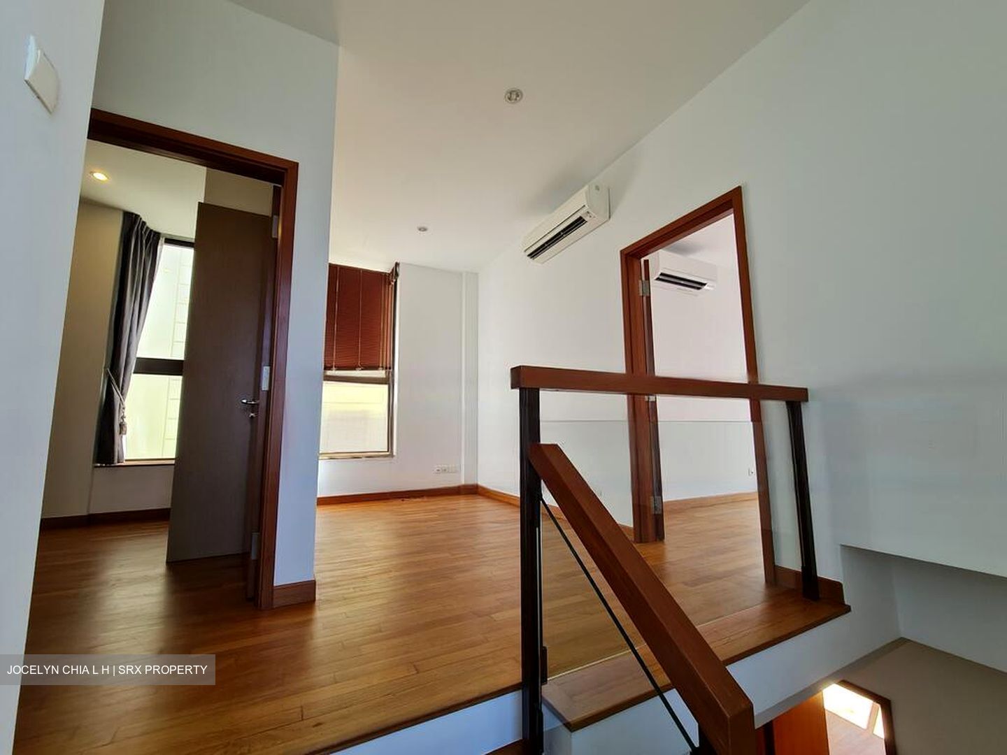 Lornie Road (D11), Terrace #576985101